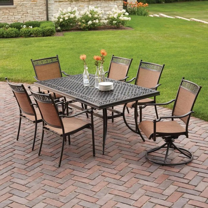 Discount outdoor furniture sets at Home Depot