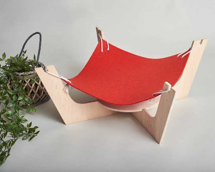 Review of hammocks for cat owners