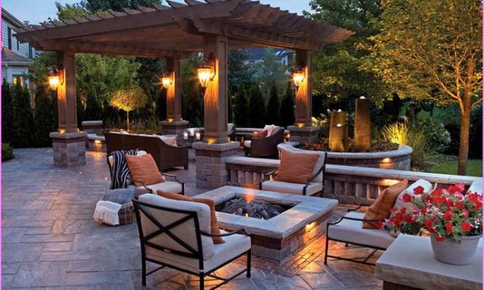 Reliable outdoor furniture brands for Canadian weather