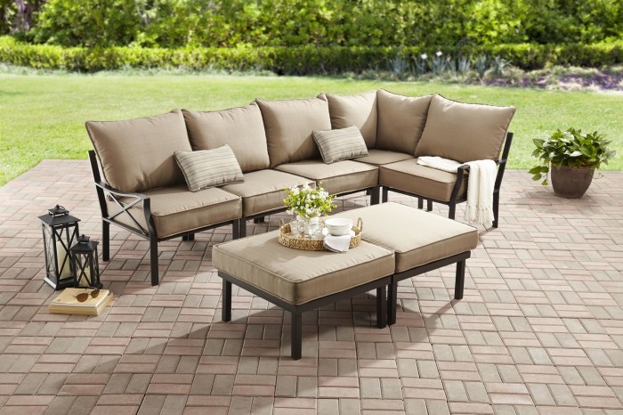 Comparing outdoor furniture quality from Costco and Walmart
