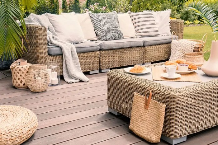 Outdoor furniture stain resistance comparison between wicker and teak